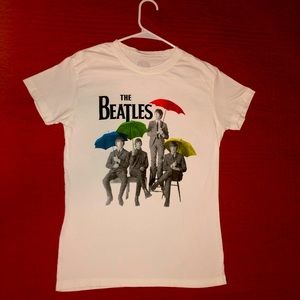 Beatles umbrellas t-shirt size XL